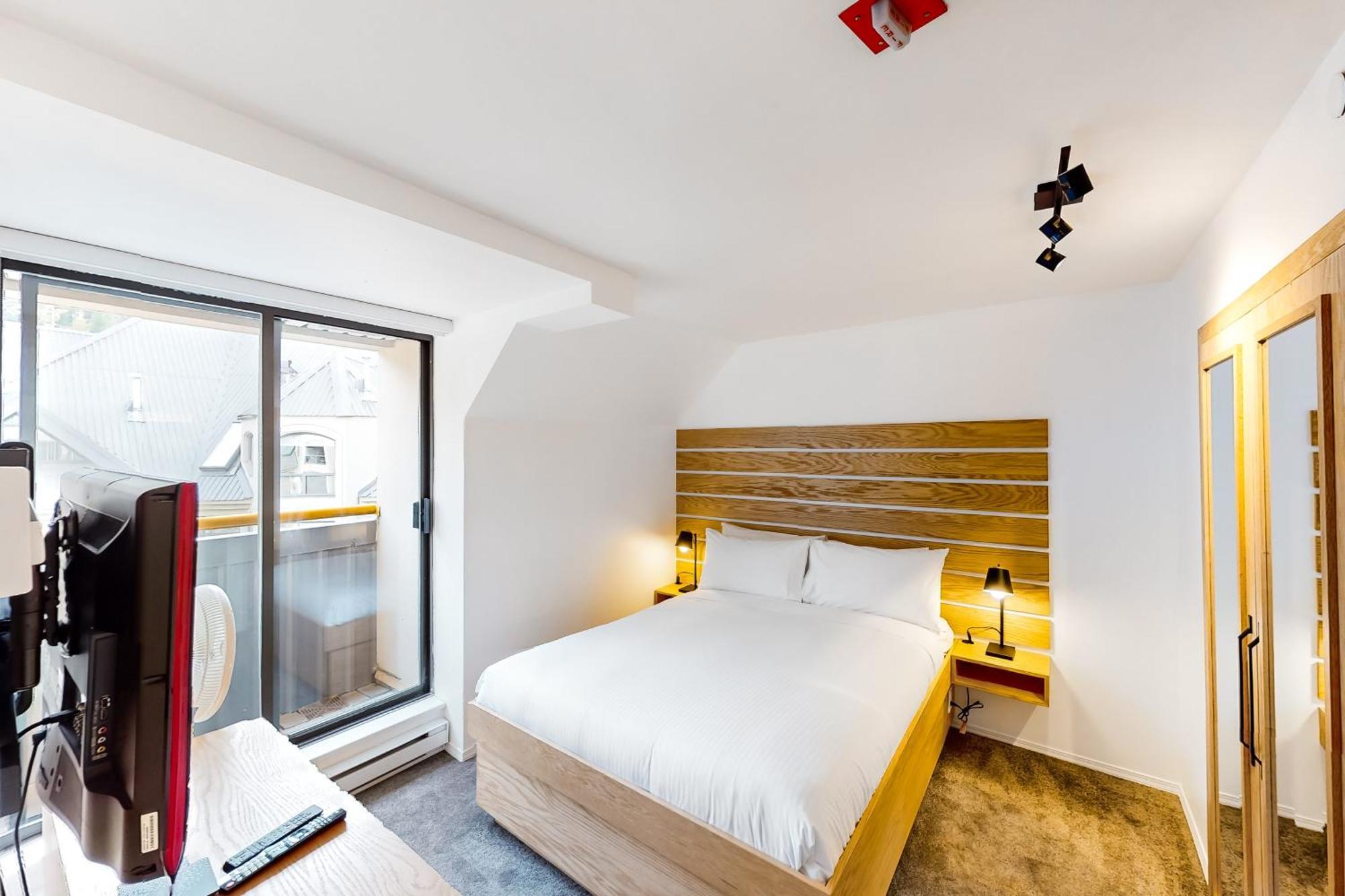 The Marquise Whistler Quarto foto